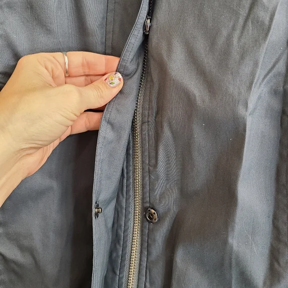 Rebecca Minkoff Gray Hidden Button/ Zip up Top | L - Picture 8 of 9